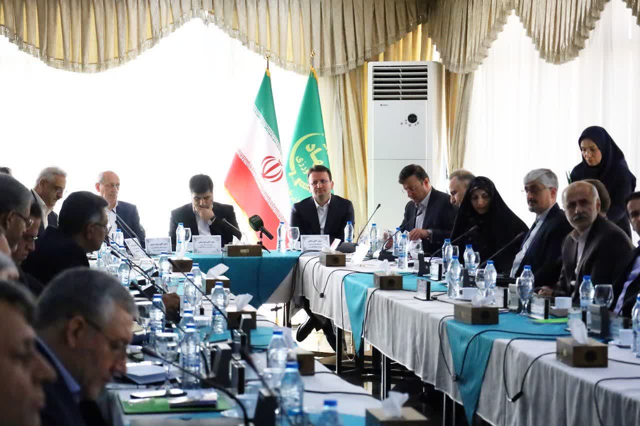 امنیت غذایی با استفاده از ظرفیت تولید کنندگان استان‌های سراسر کشور تحقق می‌یابد/ لزوم تقویت هماهنگی و هم‌افزایی میان استان‌ها