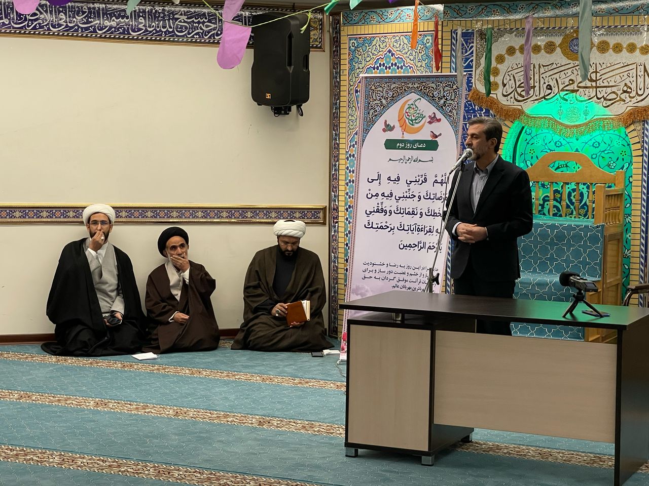 همزمان با روز احسان و نیکوکاری و روز ترویج فرهنگ قرض الحسنه و طبق سنت هرساله، مراسم ضیافت افطاری و دورهمی همکاران خدمات ستاد وزارتخانه در شامگاه گذشته در نمازخانه مرکزی وزارت جهادکشاورزی برگزار گردید.