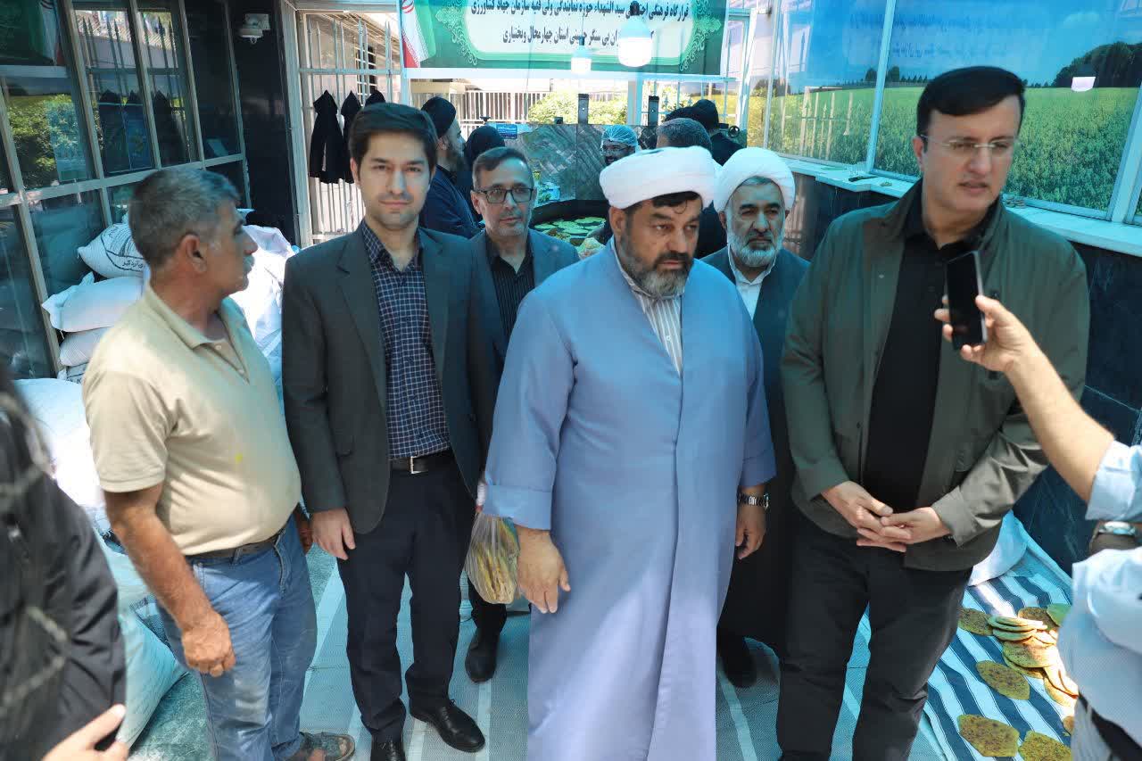 بازدید جناب دکتر تیموری از موکب های پذیرایی از شرکت کنندگان در مراسم تشییع پیکر شهید قائد امت